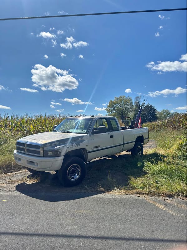 1996 Dodge Ram 2500 Club Cab - Long Bed