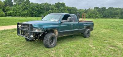 1998 Dodge Ram 1500 Club Cab - Long Bed