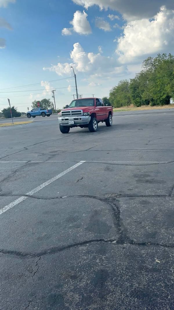2000 Dodge Ram 1500 - Laramie Pickup 4D 5 1\/2 ft