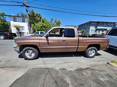 2001 Dodge Ram 1500 Quad Cab - SLT Pickup 4D 6 1\/3 ft