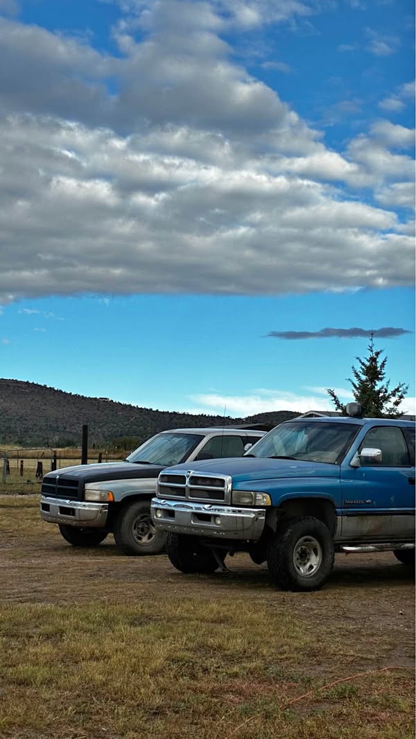 1999 Dodge Ram 2500 Club Cab - Lariat