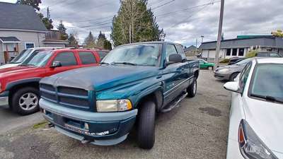 1998 Dodge Ram 1500 - SLT Pickup 4D 6 1\/4 ft