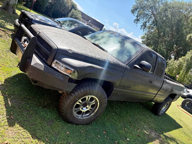 1994 Dodge Ram 1500 Mega Cab - Laramie Pickup 4D 6 1\/4 ft