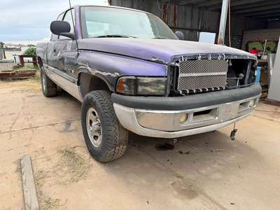 1998 Dodge Ram 1500 Crew Cab - SLT Pickup 4D 5 1\/2 ft