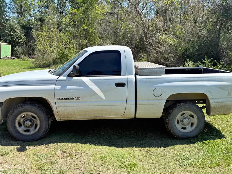 2001 Dodge Ram 1500 - Laramie Pickup 2D 6 1\/4 ft