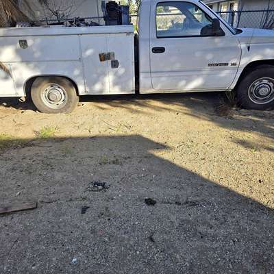 1999 Dodge Ram 2500 Regular Cab - Troka
