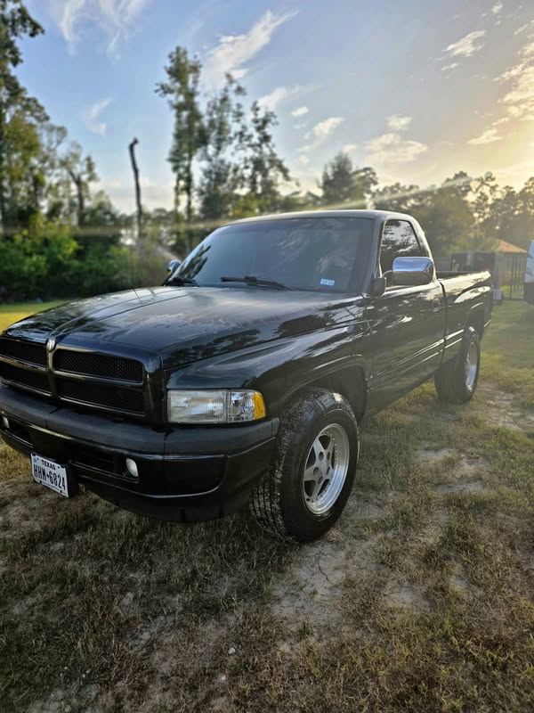 1997 Dodge Ram 1500 - Short Bed