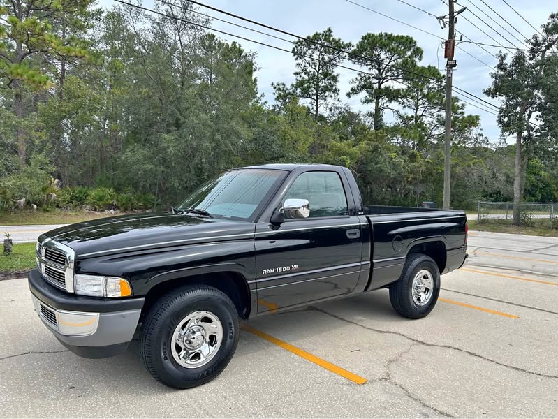 1994 Dodge Ram 1500 Regular Cab - Laramie Pickup 2D 6 1\/4 ft