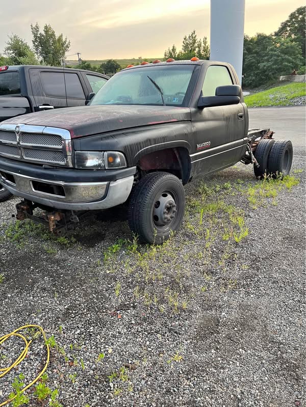 1999 Dodge Ram 3500 - Long Bed