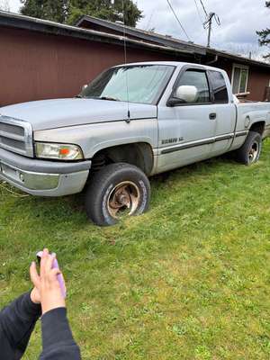 1996 Dodge Ram 1500 - SLT Pickup 4D 5 1\/2 ft