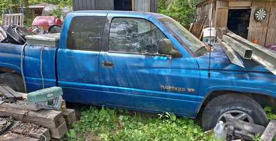 1998 Dodge Ram 1500 Club Cab - Short Bed