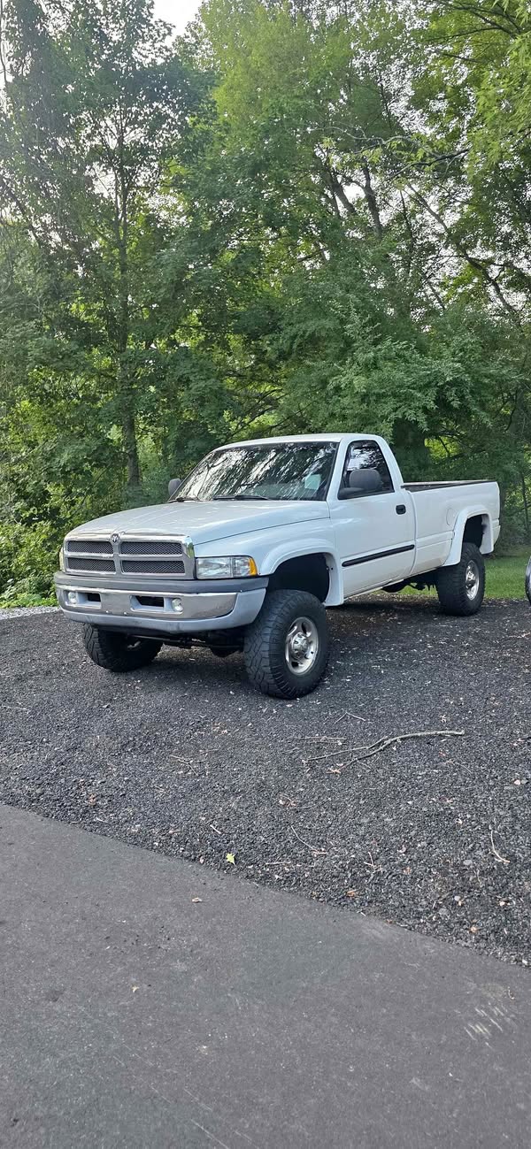 2000 Dodge Ram 2500 - SLT Pickup 2D 8 ft