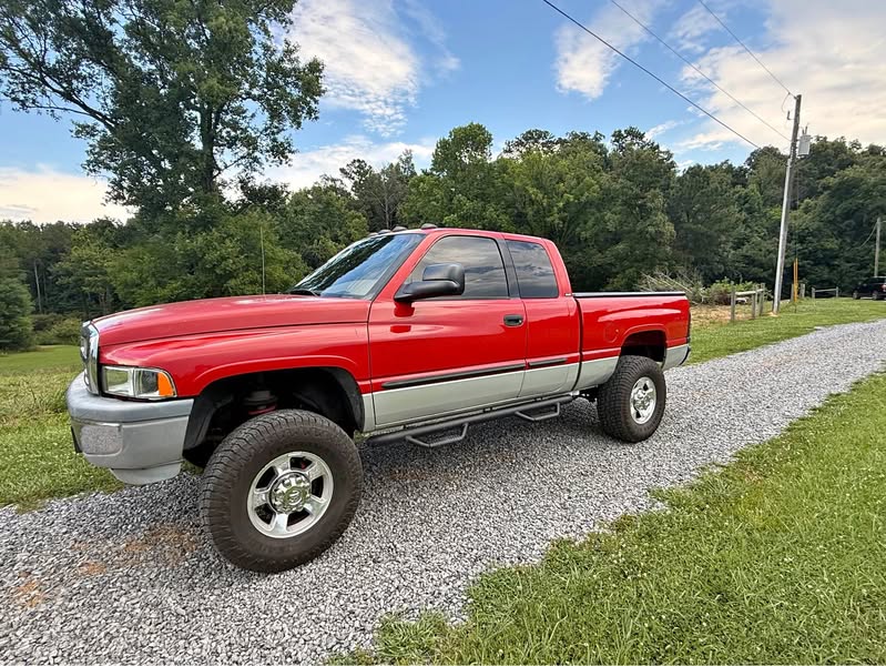 2001 Dodge Ram 2500 - Short Bed