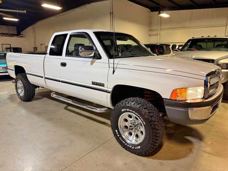 1997 Dodge RAM 2500 LARAMIE SLT NV4500 MANUAL 12V