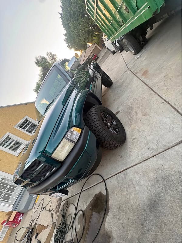 1997 Dodge Ram 1500 Regular Cab - Short Bed