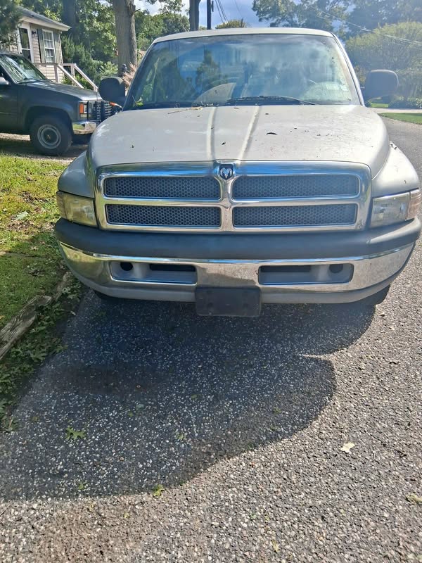 2001 Dodge Ram 1500 Quad Cab - Laramie Pickup 4D 6 1\/4 ft