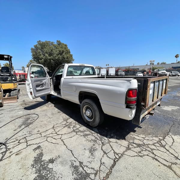 2001 Dodge Ram 2500 - HD Long Bed