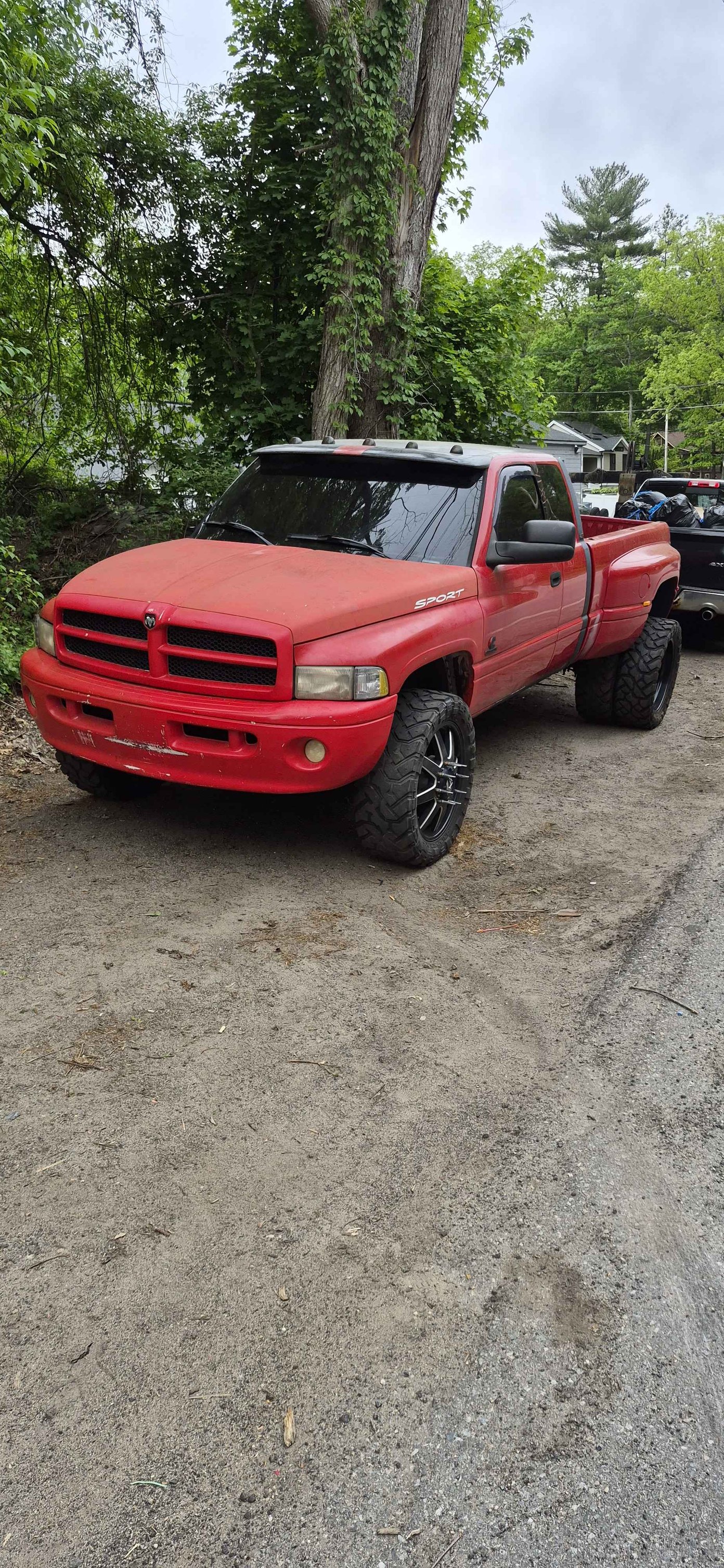 2000 Dodge Ram 3500 Club Cab - Long Bed