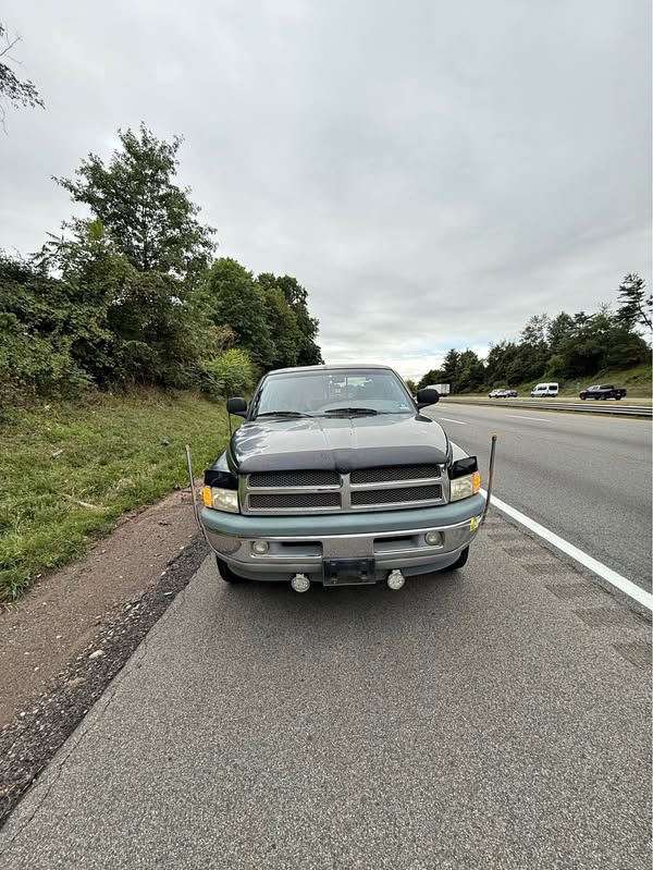1998 Dodge Ram 1500 Regular Cab - Long Bed