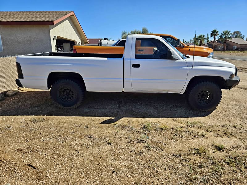 1994 Dodge Ram 1500 - ST Pickup 4D 8 ft
