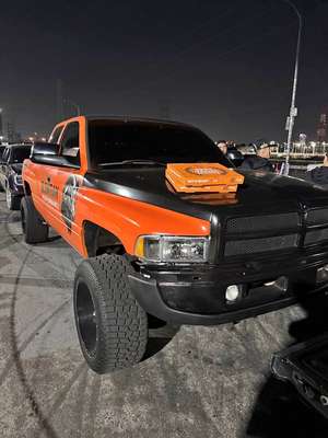 1996 Dodge Ram 1500 - SLT Pickup 4D 6 1\/3 ft