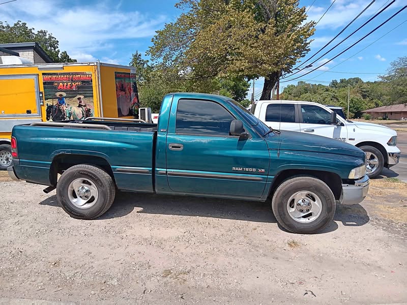 1999 Dodge Ram 1500 - Short Bed