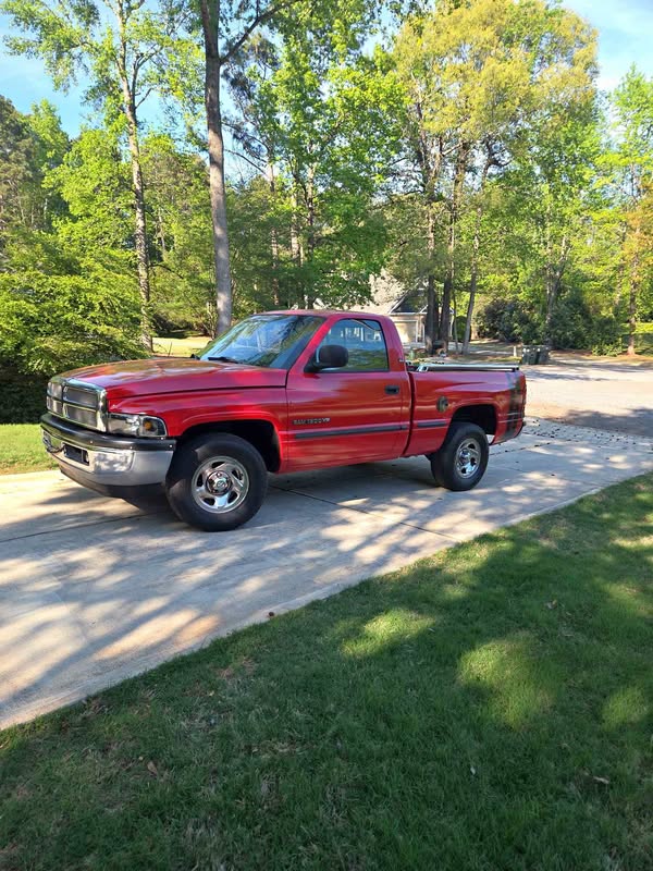 1998 Dodge Ram 1500 Regular Cab - Short Bed