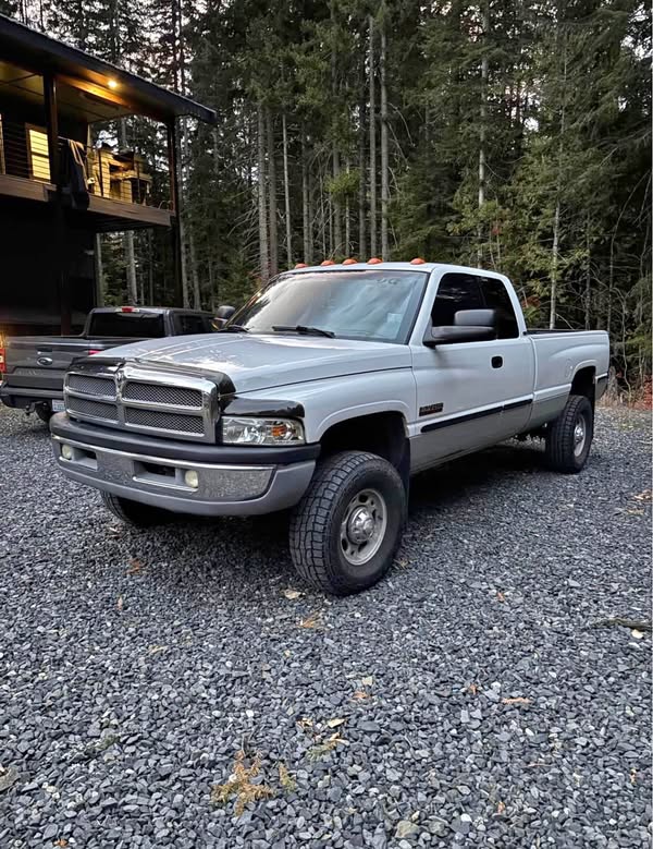 2001 Dodge Ram 2500 Quad Cab - Long Bed