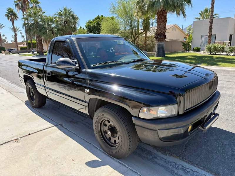 1998 Dodge Ram 1500 - ST Pickup 2D 6 1\/4 ft
