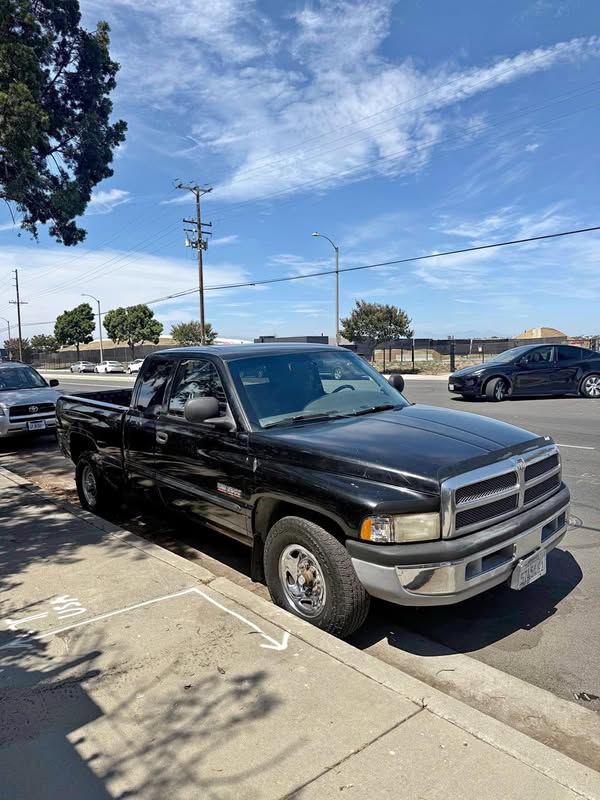 1998 Dodge Ram 2500 Quad Cab Laramie Pickup 4D 6 1\/4 ft