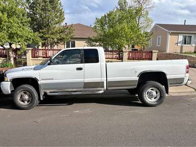 2001 Dodge Ram 2500 - Long Bed