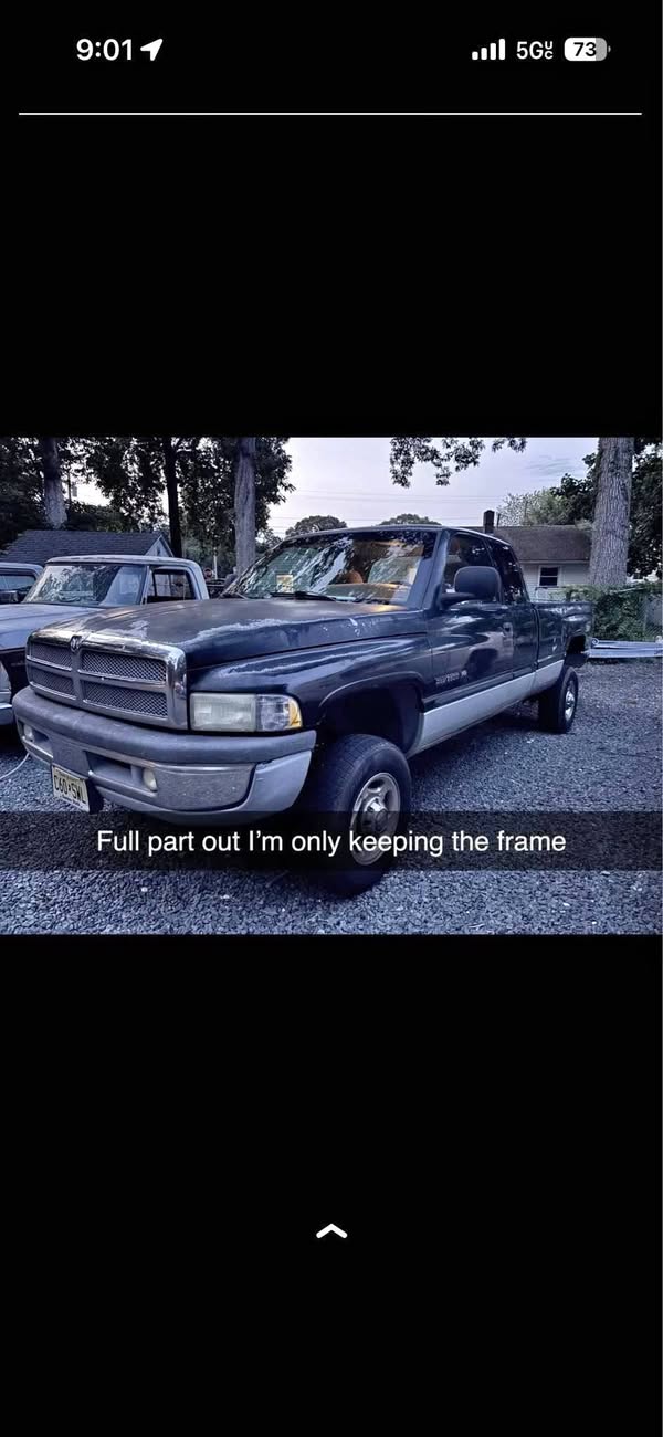 2001 Dodge Ram 2500 Club Cab - Long Bed