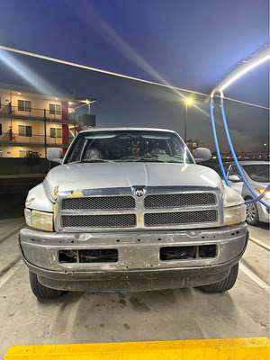2001 Dodge Ram 2500 - V10 4x4