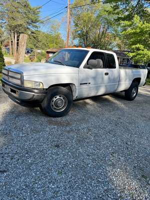 2001 Dodge Ram 2500 Crew Cab - SLT Pickup 4D 8 ft