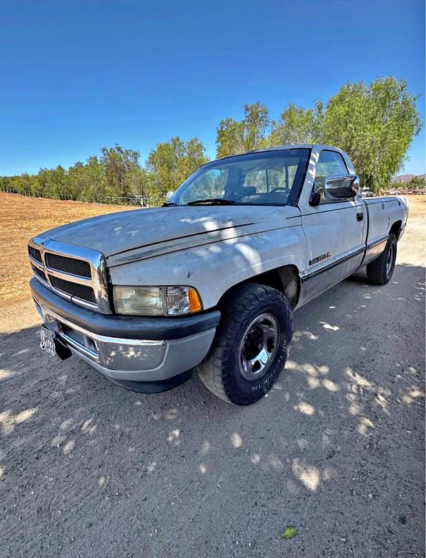 1994 Dodge Ram 2500 Regular Cab - SLT