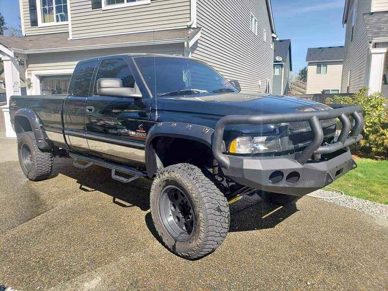 2001 Dodge Ram 2500 Club Cab - Long Bed