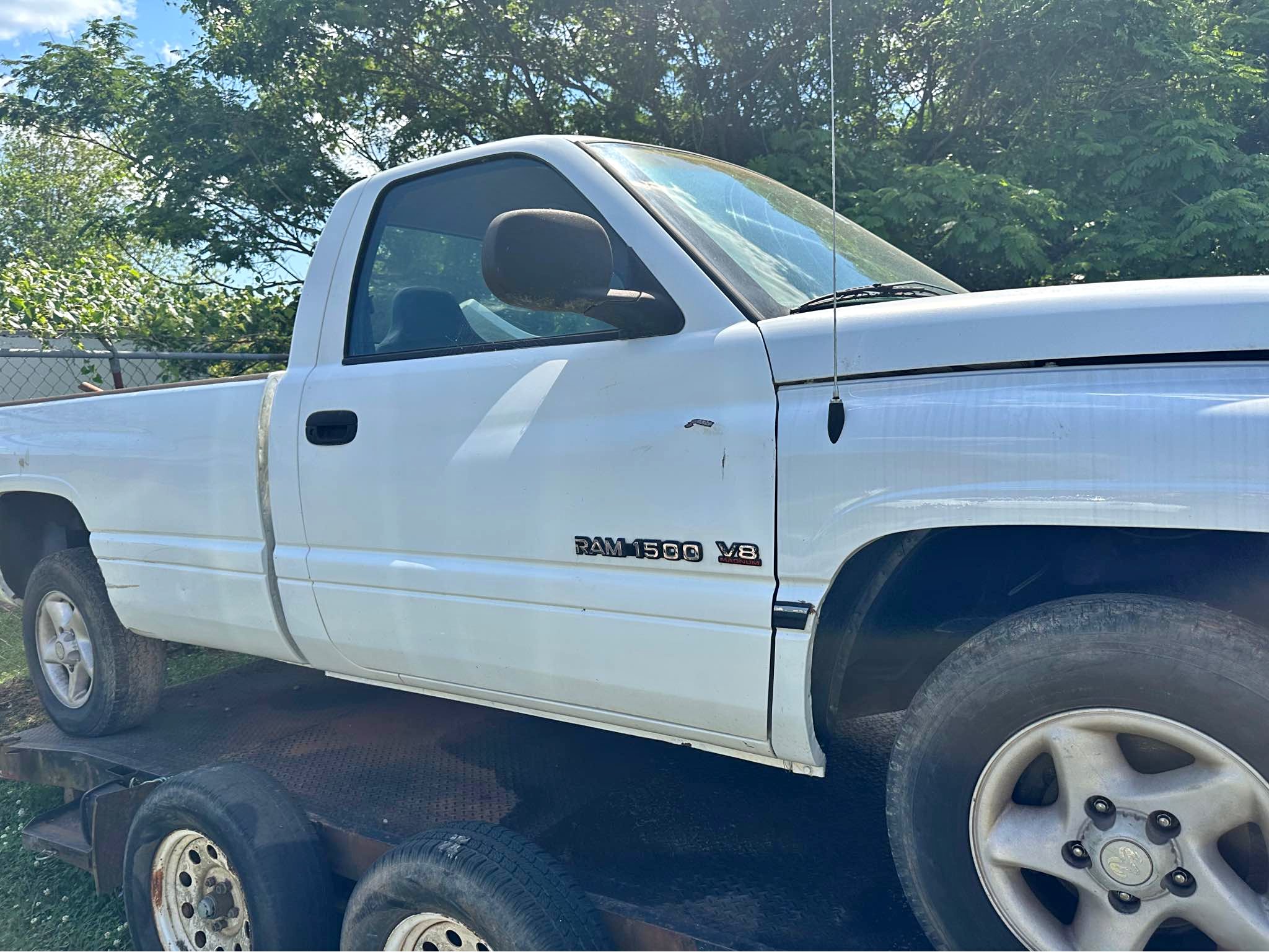 2001 Dodge Ram 1500 Regular Cab - Long Bed