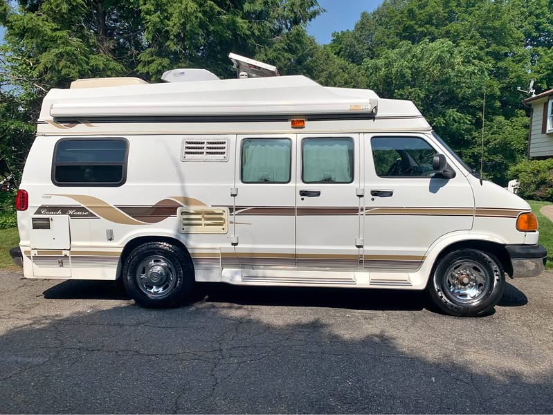 1999 COACH HOUSE  192  CAMPER   VAN  19  FOOT dodge  ram  van  3500