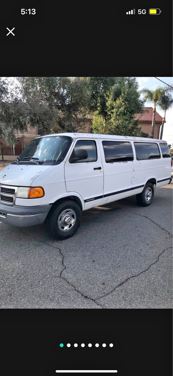 2001 Dodge Ram Van 3500 - Van