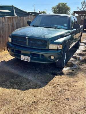 2001 Dodge Ram 1500 - Sport v8