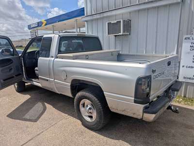 1998 Dodge Ram 1500 - SLT Pickup 4D 6 1\/3 ft
