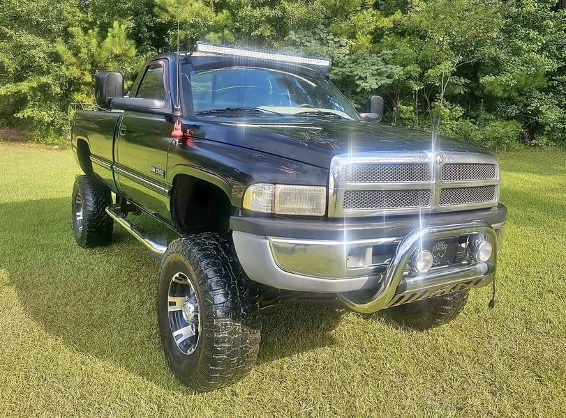 1997 Dodge Ram 2500 - SLT Pickup 2D 8 ft
