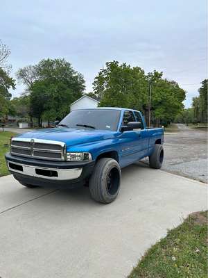 1999 Dodge Ram 1500 - SLT Pickup 2D 6 1\/4 ft