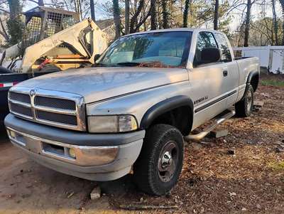 2001 Dodge Ram 1500 - SLT Pickup 4D 6 1\/4 ft