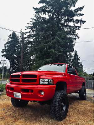 2001 Dodge Ram 1500 Club Cab - Short Bed