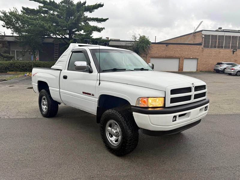 1997 Dodge Ram 1500 - SLT Pickup 2D 6 1\/3 ft