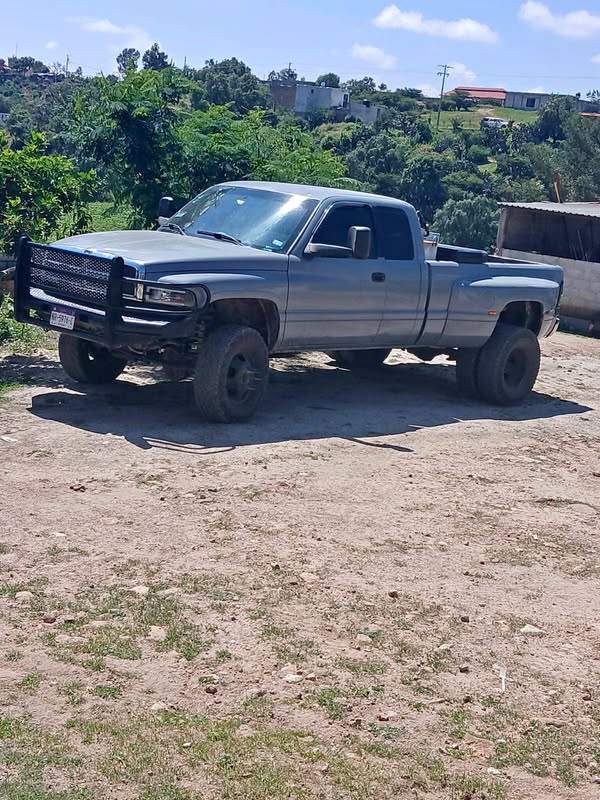 2001 Dodge Ram 3500 Crew Cab