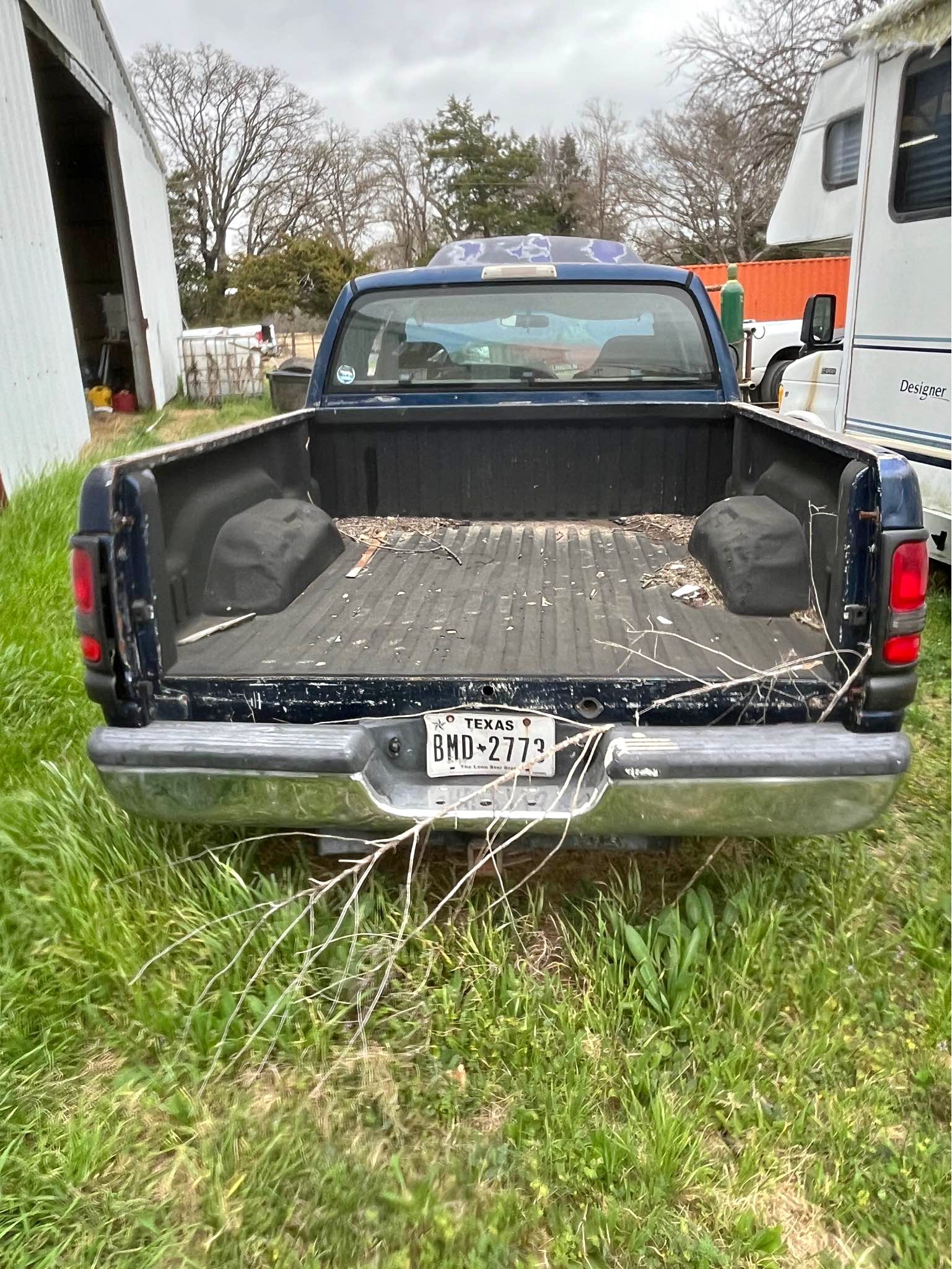 1996 Dodge Ram 1500 Club Cab - Long Bed