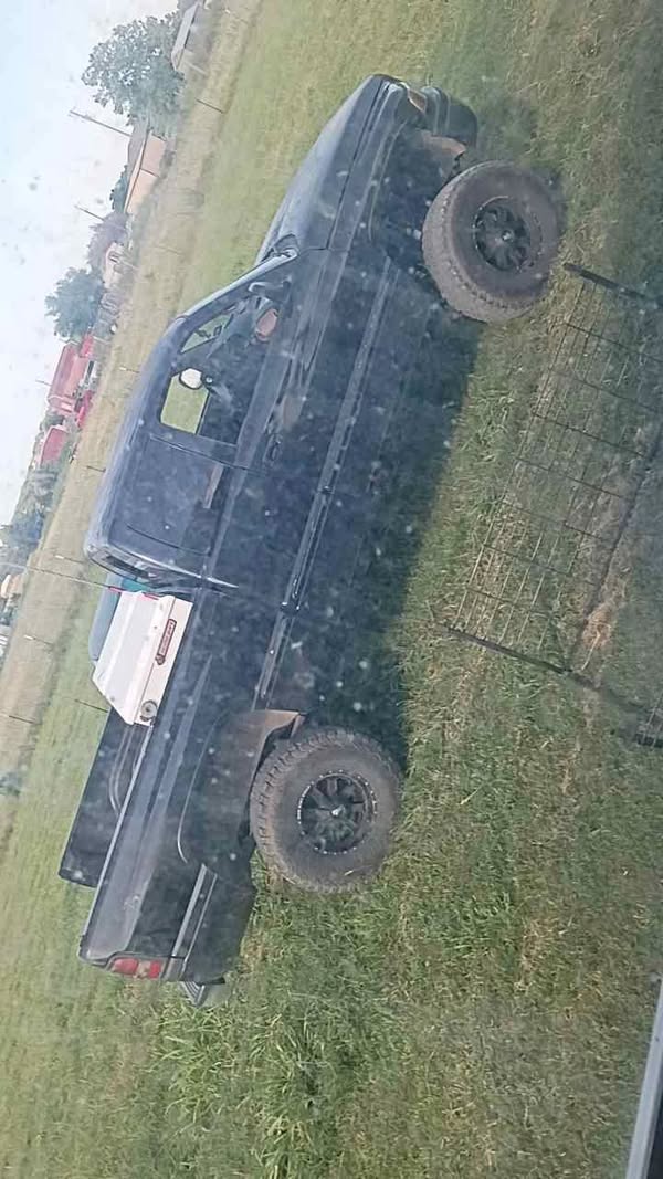 1998 Dodge Ram 1500 - SLT Pickup 4D 6 1\/4 ft