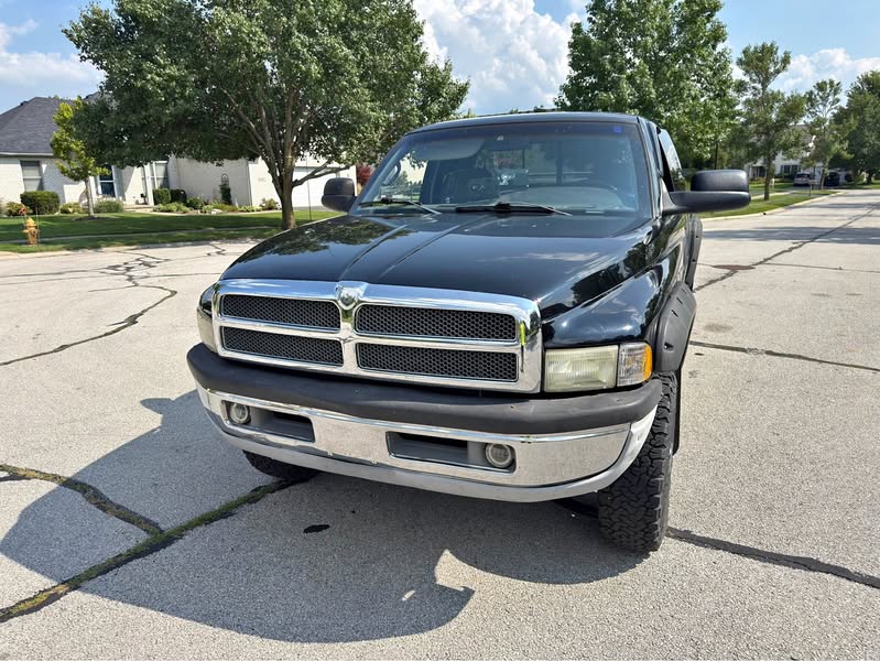 1999 Dodge Ram 2500 Crew Cab - Laramie slt